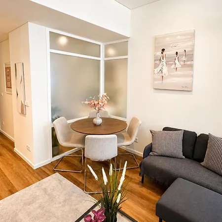 Spacious 2 Bedrooms With 2 Bathrooms - Historic Center - Ac Порту